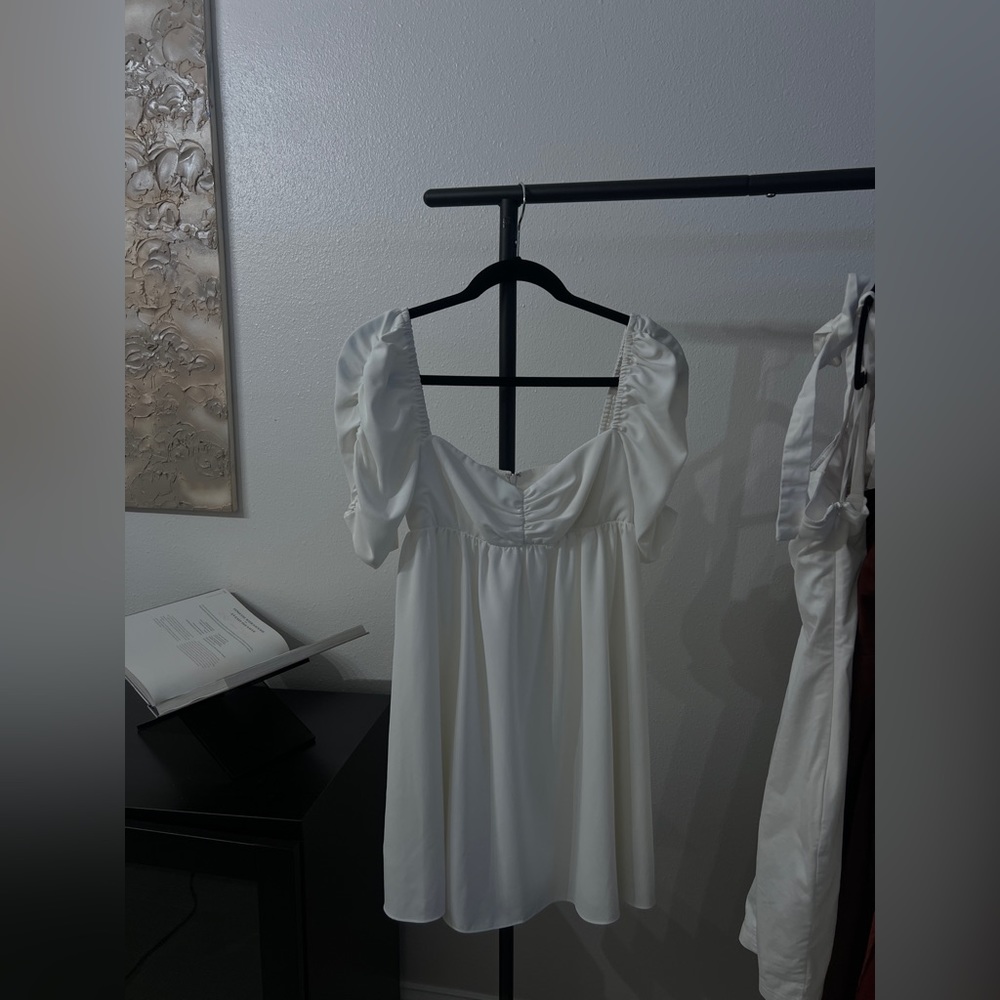 Amanda Uprichard White Mini Dress with Puffed Sleeves